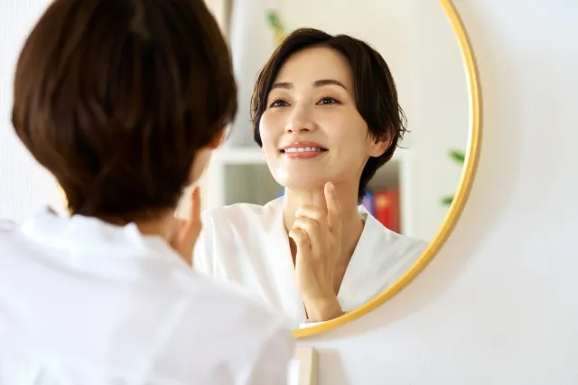 歯がキレイな女性の画像