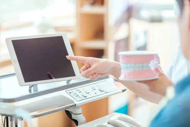 マウスピース矯正の流れを説明する画像