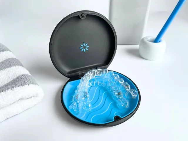 マウスピース画像